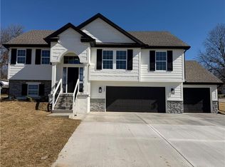 1209 Noah Ln, Kearney, MO 64060