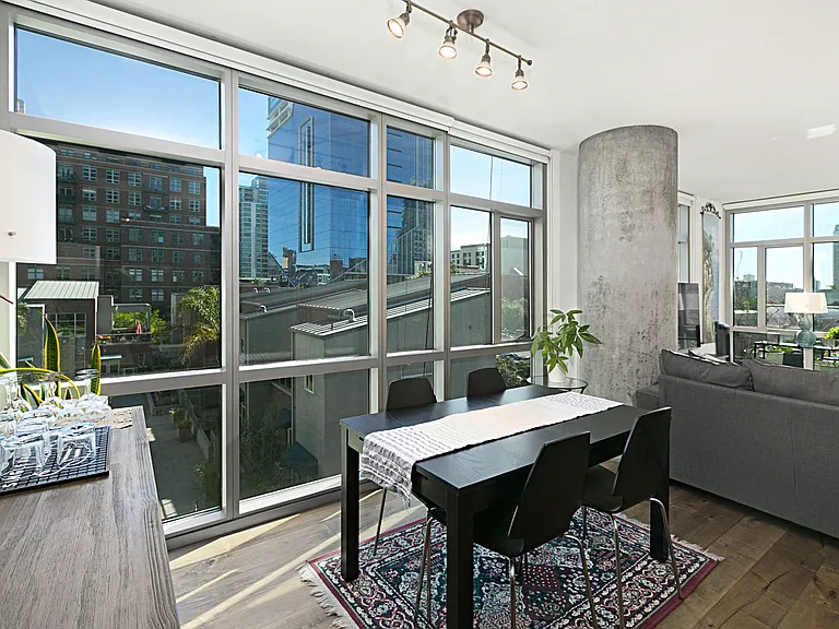 800 The Mark Ln #310 — Photo 21