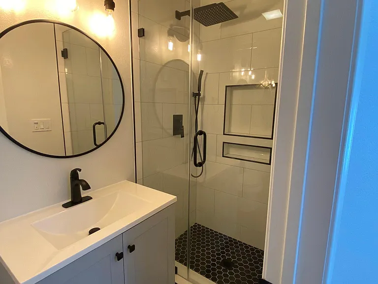 Downstairs full bath