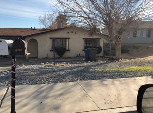 16303 Molino Rd, Victorville, CA 92395