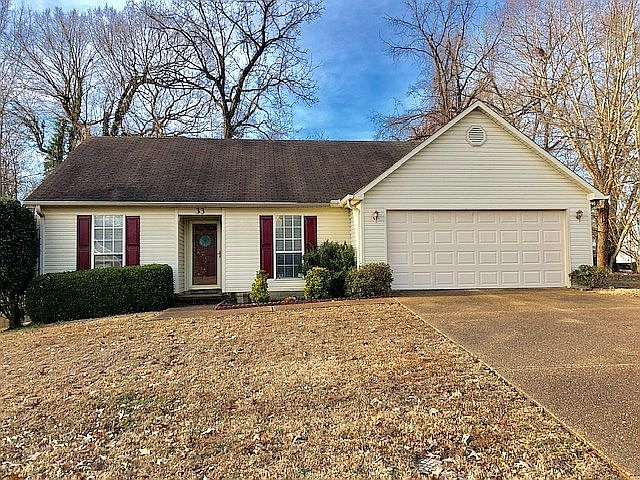 1st image of 33 Lynwood Dr