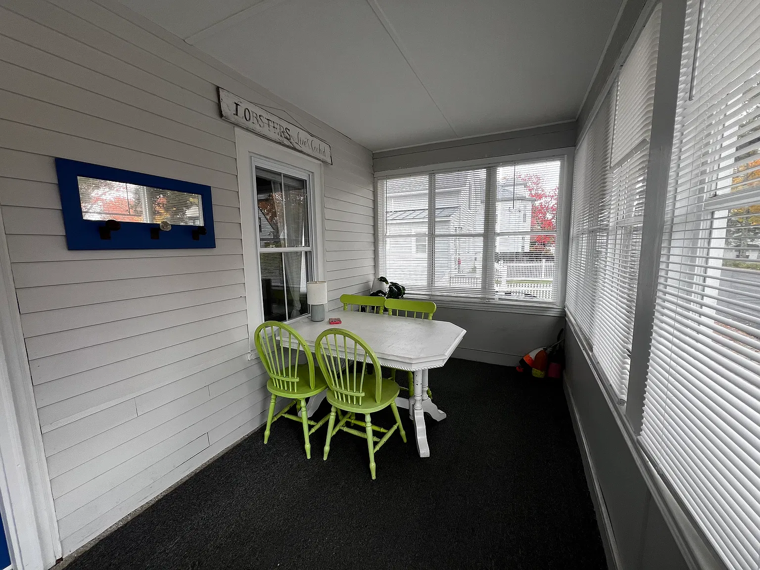 3 bed, 864 sqft, $1,800 — Photo 3