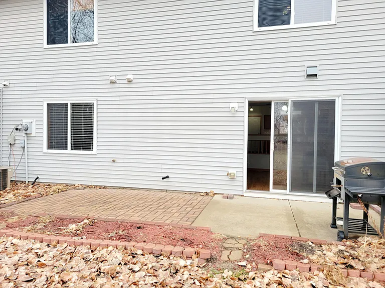 2458 Downing Ave — Photo 15