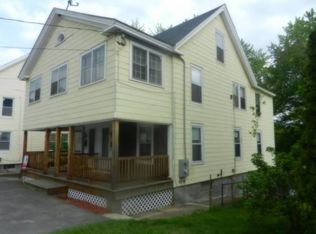 77 Glass St, Pembroke, NH 03275