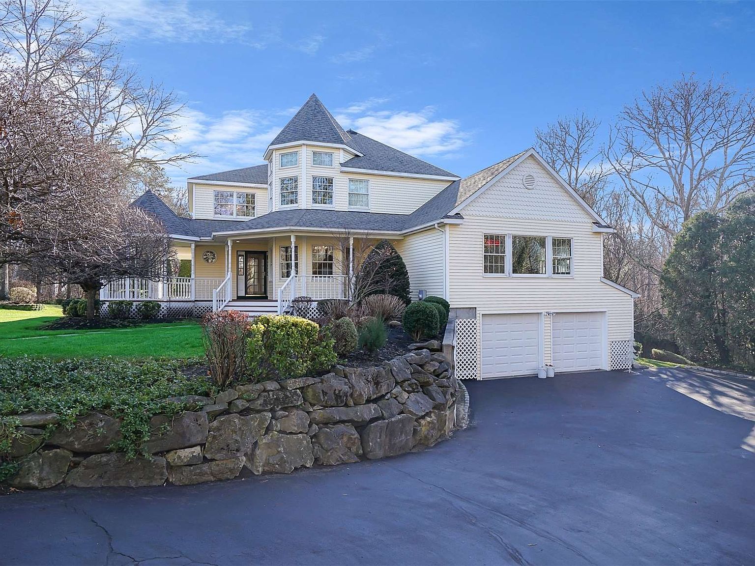 29 Holly Berry Court, Wading River, NY 11792 Zillow