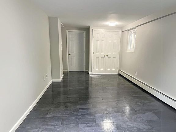 4th image of 58 Anderson Rd Unit 1
