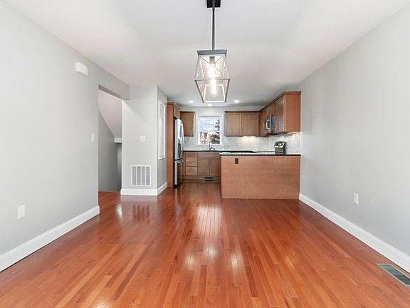 3rd image of 38 Webster St #2