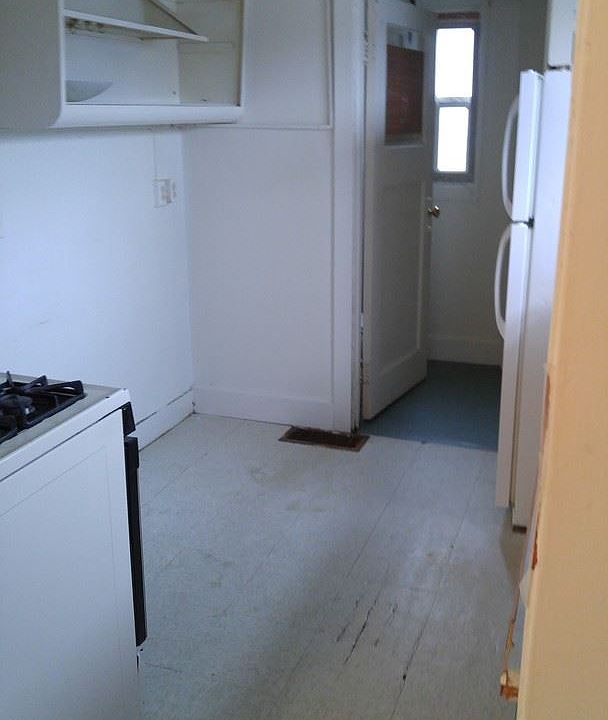 1st image of 124 N 22nd St