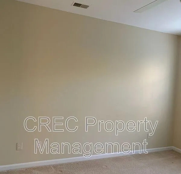 105 Barberry St — Photo 23