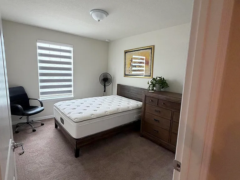 2933 Olivia Ave — Photo 22