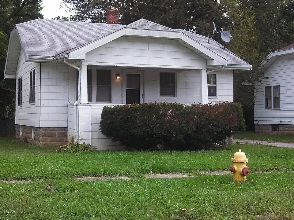 2nd image of 2114 Wolcott St