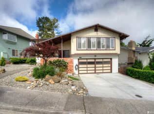 1241 Park Pacifica Ave, Pacifica, CA 94044