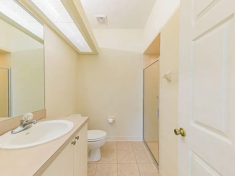 1203 Eagle Pond Dr — Photo 8