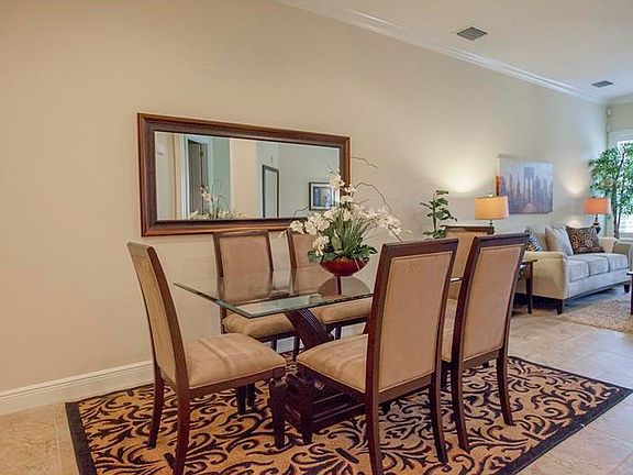 4th image of 395 W Welbourne Ave #109