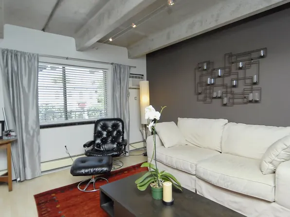 590 N Logan St, Denver, CO 80203