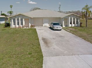 1215 NE 8th St, Cape Coral, FL 33909