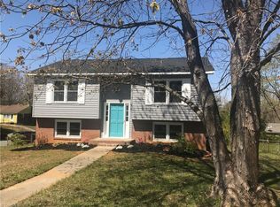 608 Pine Ridge Dr, Greensboro, NC 27406