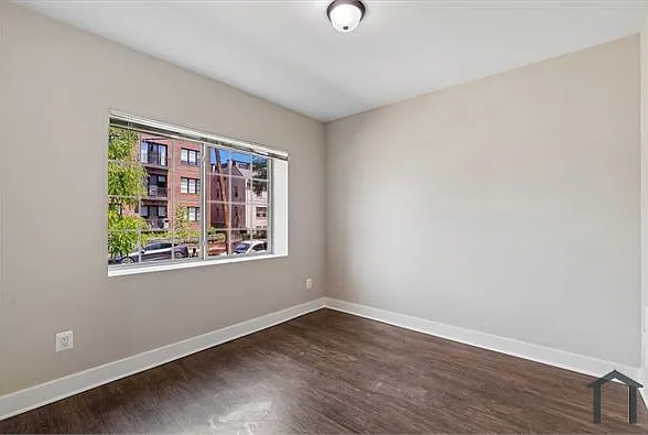 1241 Raum St NE #1 — Photo 5
