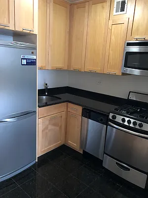 Rented by Real Estate Investors Group LLC | media 9