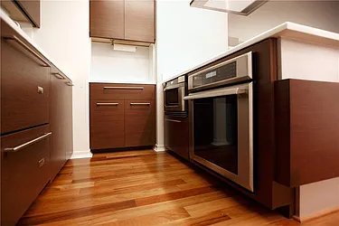Rented by R New York