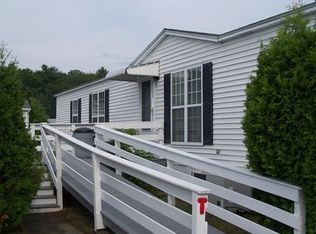64 Silver St, Seabrook, NH 03874