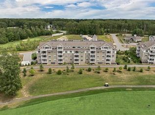 7 Longview Dr #105, Atkinson, NH 03811