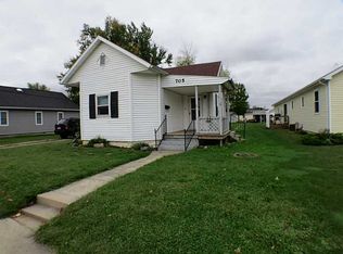 705 Buchanan St, Wapakoneta, OH 45895