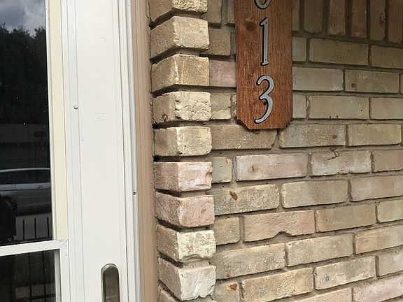 2nd image of 613 Fuller St