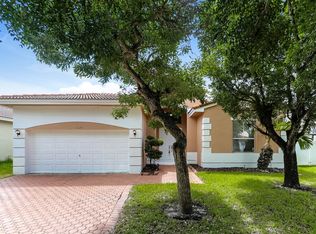 13124 SW 23rd St, Hollywood, FL 33027