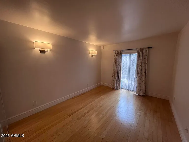 1010 E Osborn Rd #A — Photo 34