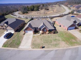 3211 Fairway Dr, Alma, AR 72921