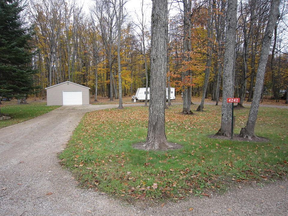 1st image of 4242 County Road 429