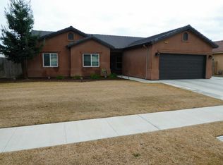 1781 Arrowhead Ct, Tulare, CA 93274
