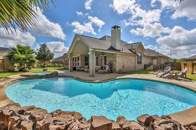 1st image of 2906 Dunlin Terrace Dr
