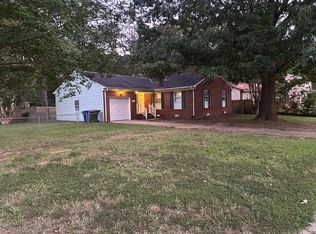 118 Pocahantas Dr, Newport News, VA 23602