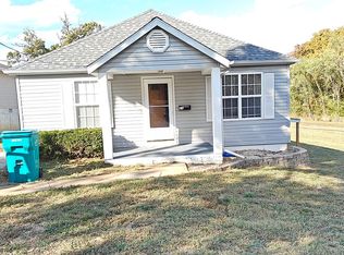 25 W Oak St, Saint Clair, MO 63077