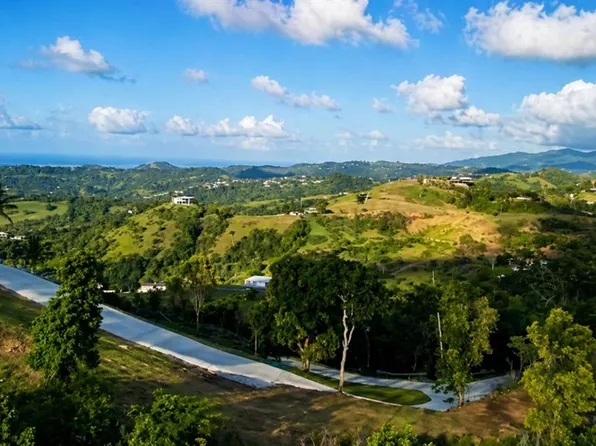 Loma Del Viento Bo Masas, Gurabo, PR 00778