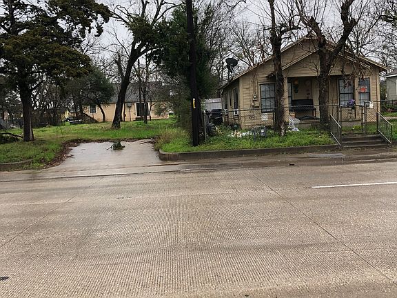 2nd image of 207 San Jacinto Ln