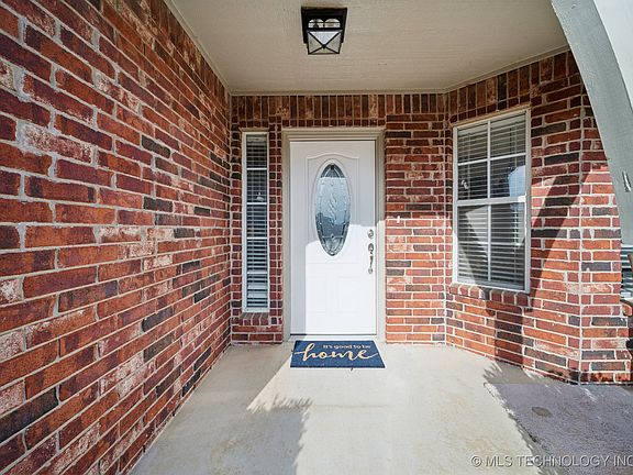 3rd image of 11251 S 276th East Ave