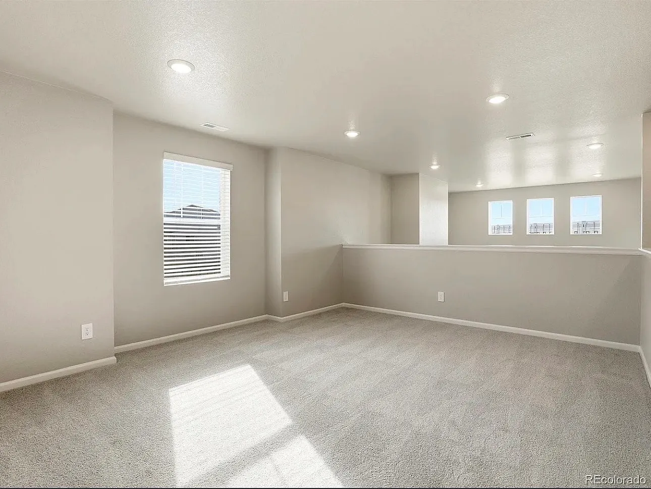 6 bed, 4.5 bath, 4316 sqft, $5,000 — Photo 4