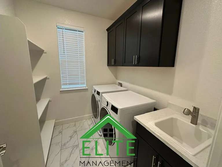 4007 Stanwick Ave — Photo 44