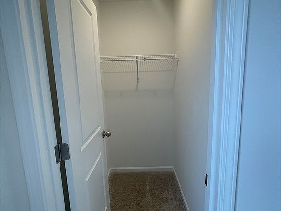2nd image of 8 Gateway Dr