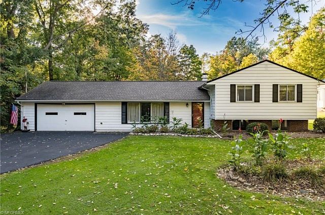 1st image of 12488 Valley View Dr