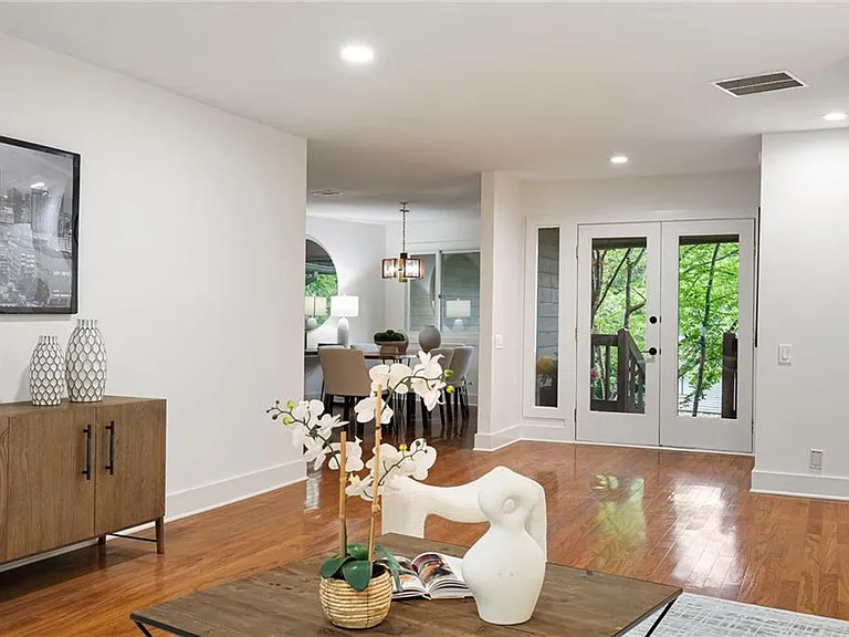4198 Lake Rill Ct — Photo 8