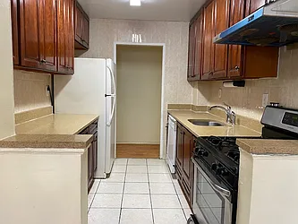 Sold by Winzone Realty Inc