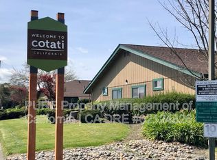 709 Lincoln Ave, Rohnert Park, CA 94928