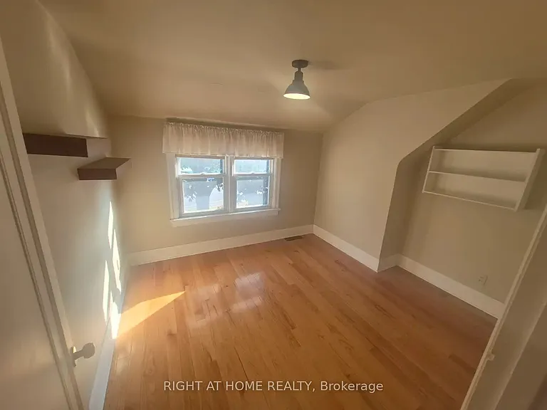 755 Maple Ave — Photo 18