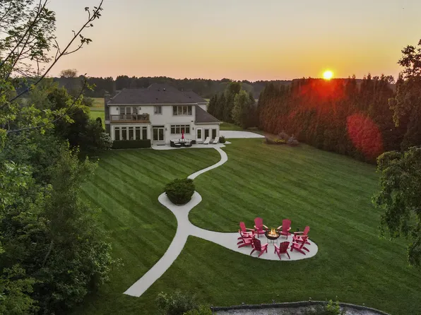 9223 Seagull Rd, Newton, WI 53063