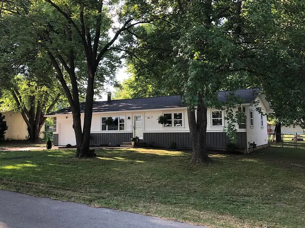 1207 Craig Dr, Carl Junction, MO 64834