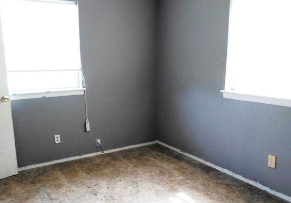 4th image of 1200 W Hickory St